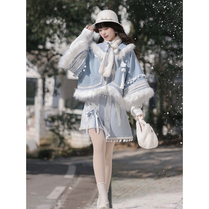 Ensemble d'hiver style chinois : manteau peluche, haut brodé, jupe à pompons et écharpe