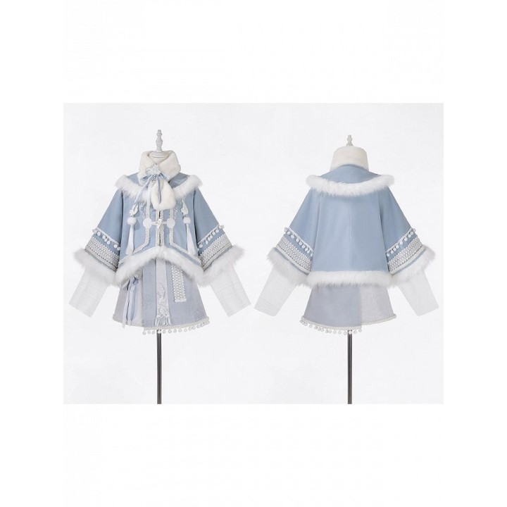Ensemble d'hiver style chinois : manteau peluche, haut brodé, jupe à pompons et écharpe