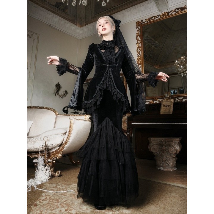 Ensemble blouse brodée, veste et jupe sirène – Noir