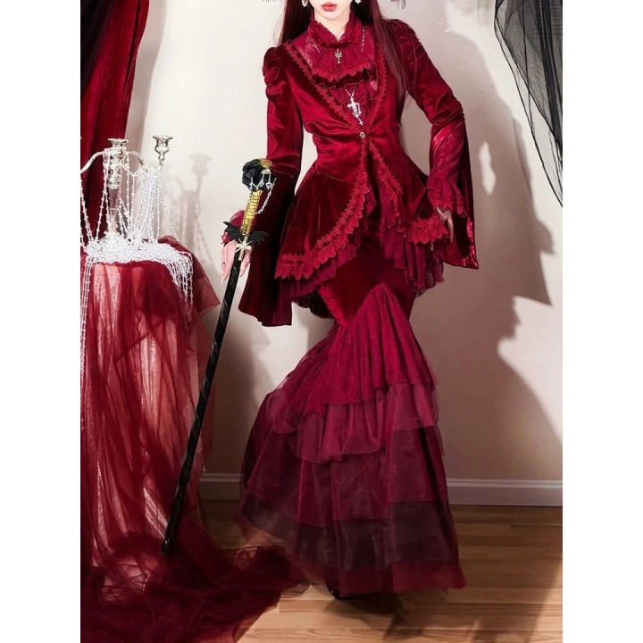 Ensemble blouse brodée, veste et jupe sirène – Rouge