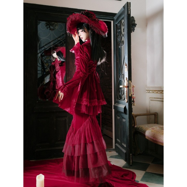 Ensemble blouse brodée, veste et jupe sirène – Rouge