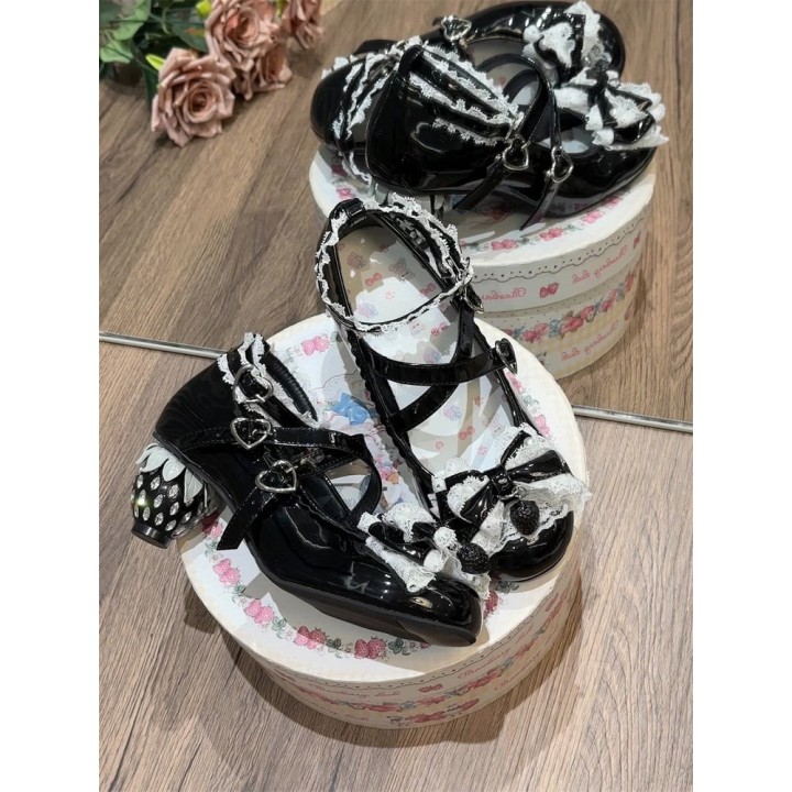 Mary Janes lolita talon fraise, nœud et dentelle – Noir