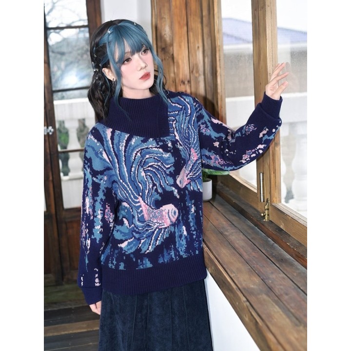 Pull col roulé bleu à motif poisson combattant et épaule fendue