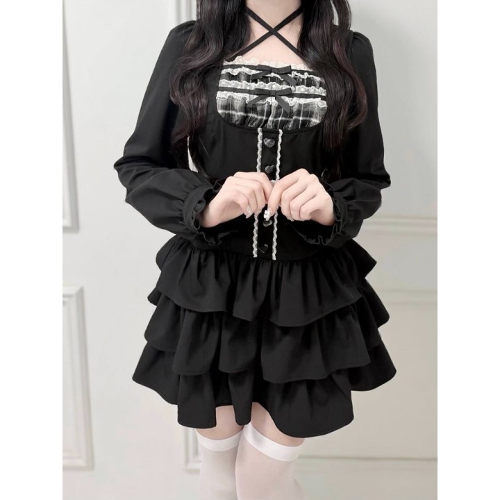 Robe Jirai Kei col carré à volants étagés et manches longues – Noir