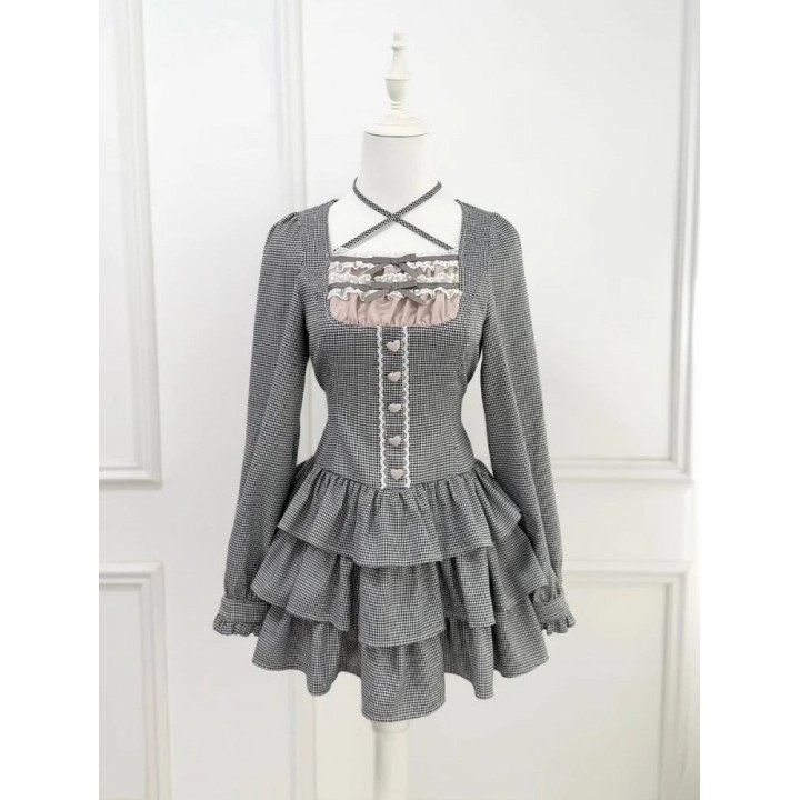 Robe Jirai Kei col carré à volants étagés et manches longues – Pied-de-poule