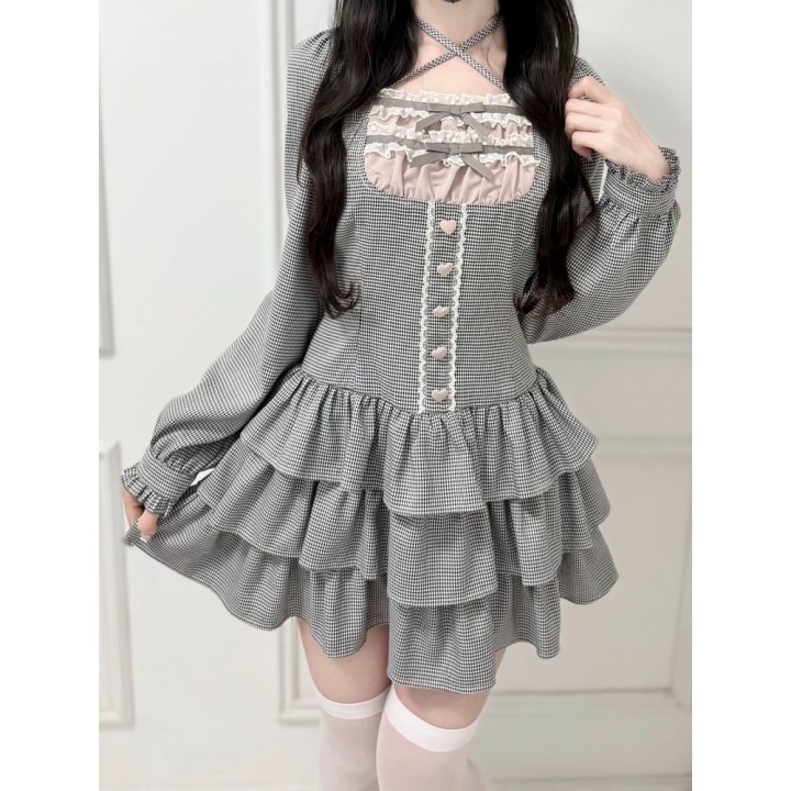 Robe Jirai Kei col carré à volants étagés et manches longues – Pied-de-poule