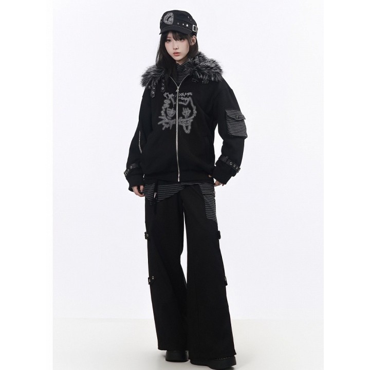 Blouson rock noir doublé polaire à col fourrure et chaînes