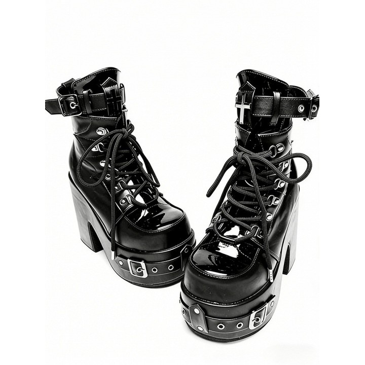 Bottines plateforme gothiques à boucles, croix et toile d'araignée – Noir verni
