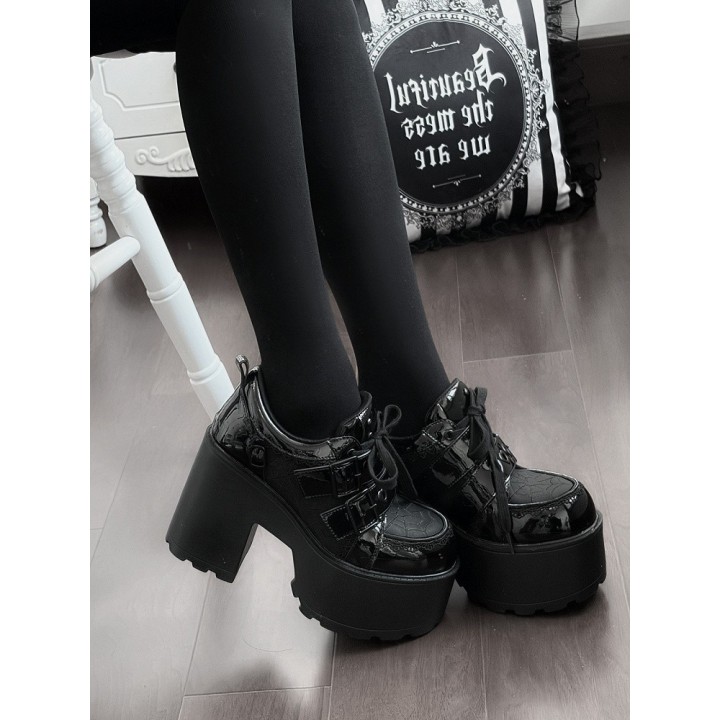 Chaussures lolita semelle épaisse toile d'araignée à boucle et chaînes – Noir