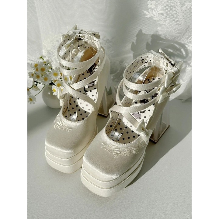 Mary Janes lolita camélia à talon transparent – Blanc crème
