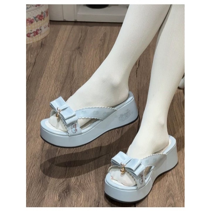 Chaussons fraise à semelle épaisse et nœuds – Bleu