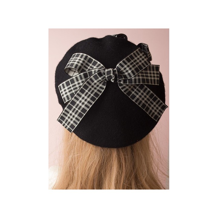 Béret lolita à nœud écossais et pompons