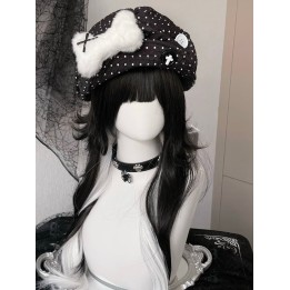 Béret à pois noir et blanc à boutons et os
