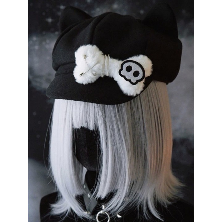 Bonnet noir kawaii à oreilles de chat et os