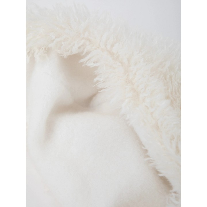Bonnet capuche blanc à oreilles d'agneau et liens