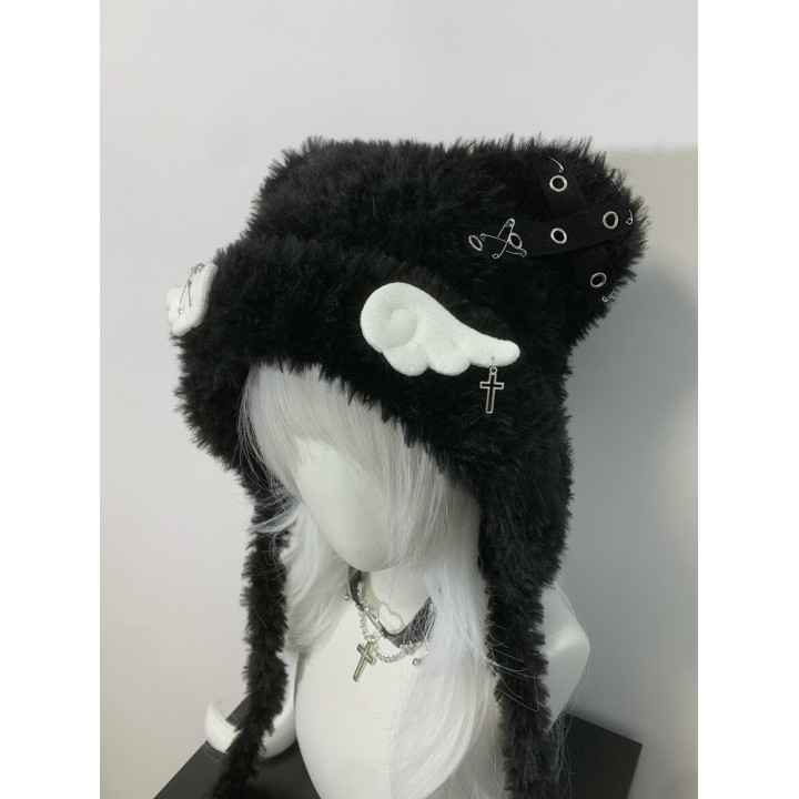 Bonnet oreilles de chat à croix et ailes – noir ou blanc