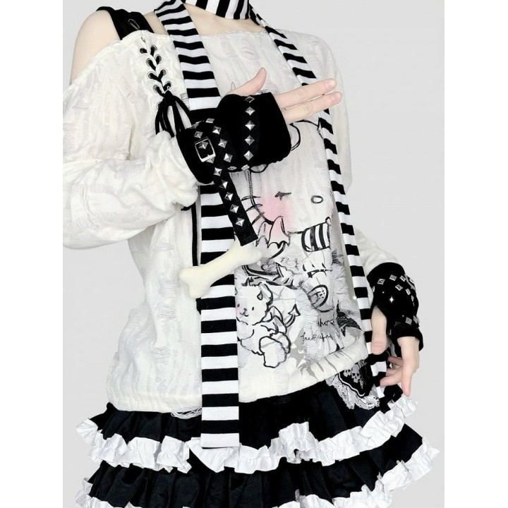 Mitaines punk noires cloutées à boucle