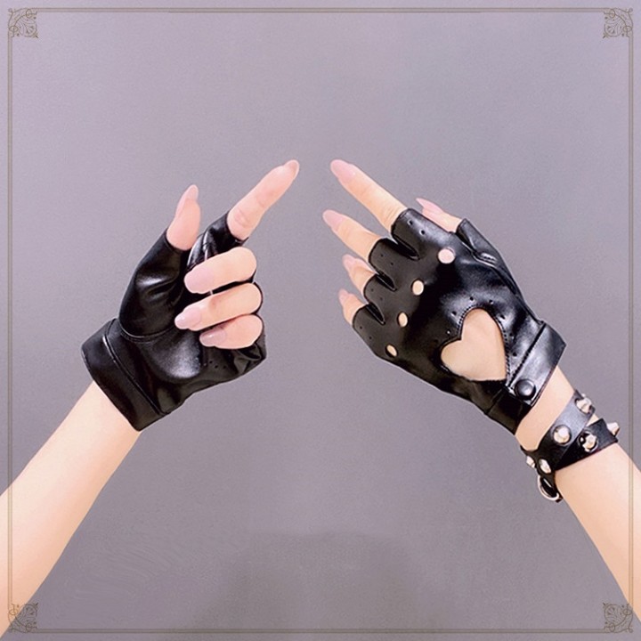 Gants à cœur ajouré – 3 coloris