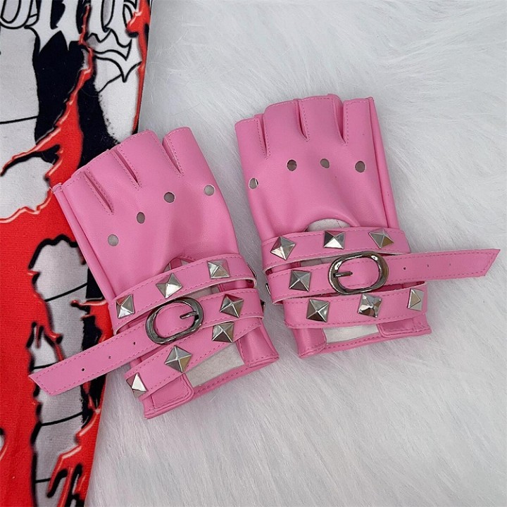 Mitaines punk à sangles croisées et clous