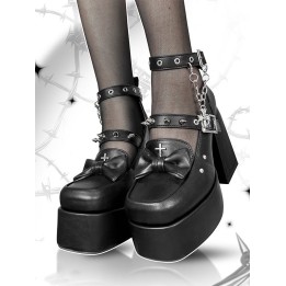 Escarpins plateformes punk goth noir mat à clous pointus
