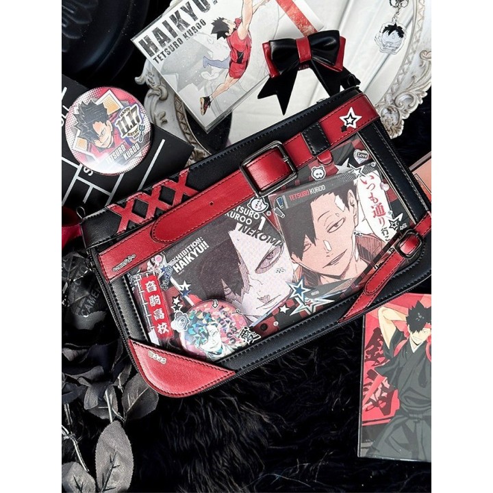 Sac ita noir et rouge à croix et chaîne décorative