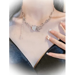 Collier méduse en strass