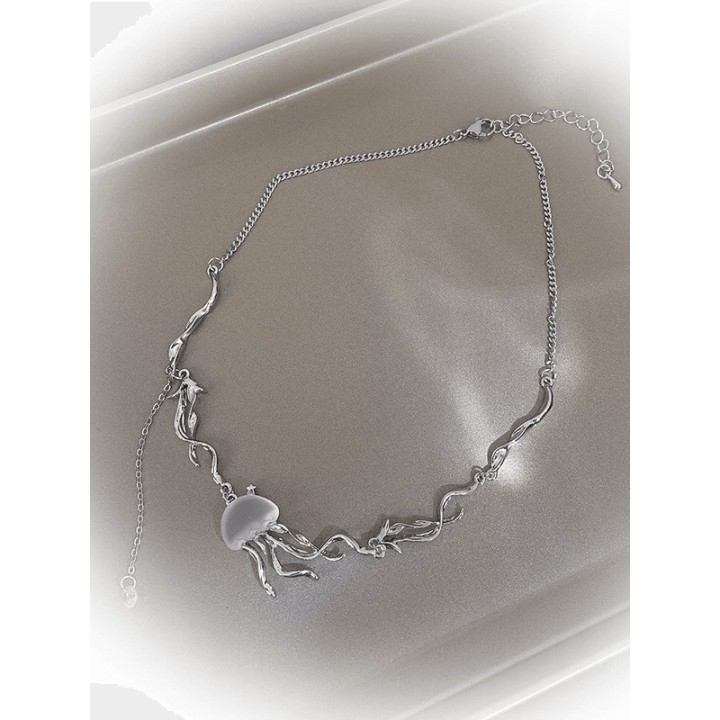 Collier méduse en strass