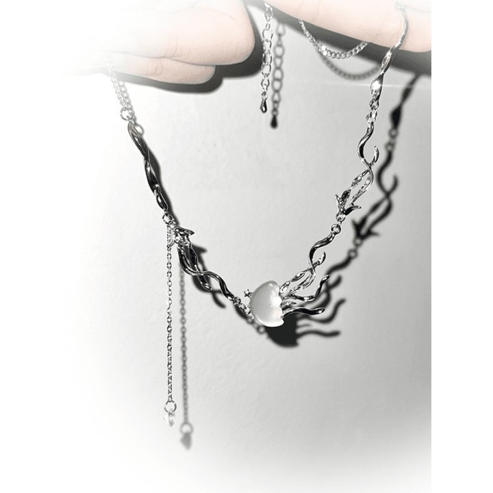 Collier méduse en strass