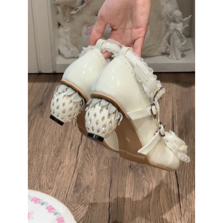 Mary Janes lolita talon fraise, nœud et dentelle – Blanc