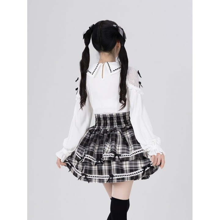 Blouse Jirai Kei blanche à empiècements dentelle et nœuds noirs
