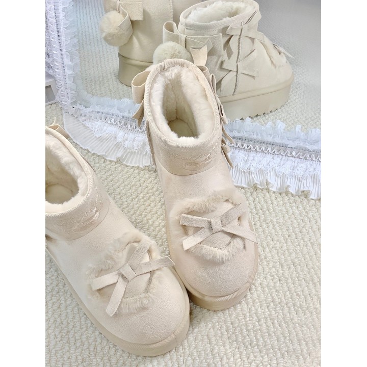 Bottines d'hiver plateformes sweet lolita à pompon et nœuds – Blanc cassé