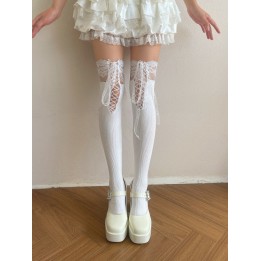 Chaussettes blanches à dentelle et laçage – 3 modèles