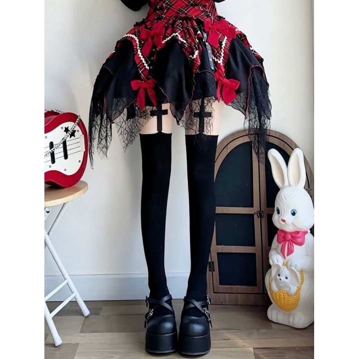 Bas cuissardes gothic lolita noirs à croix