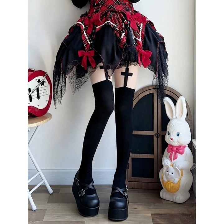 Bas cuissardes gothic lolita noirs à croix