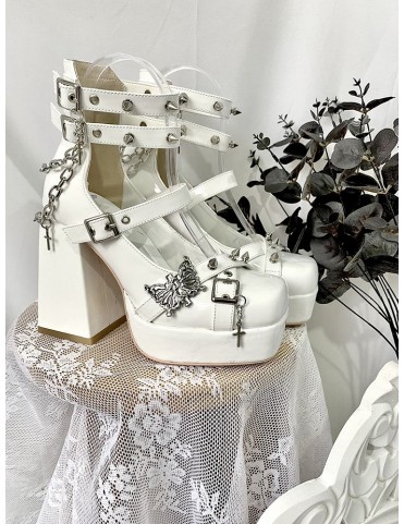 Chaussures Mary Jane blanches décorées de papillons en métal