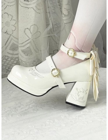 Escarpins Mary Janes à talons moyens, broderie de muguet et nœud amovi