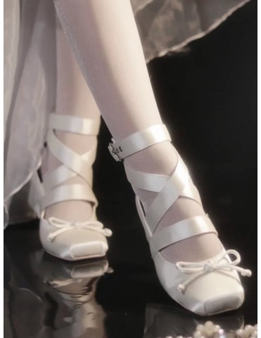 Ballerines blanches à bout carré et talon bloc 4cm - Design croisé et