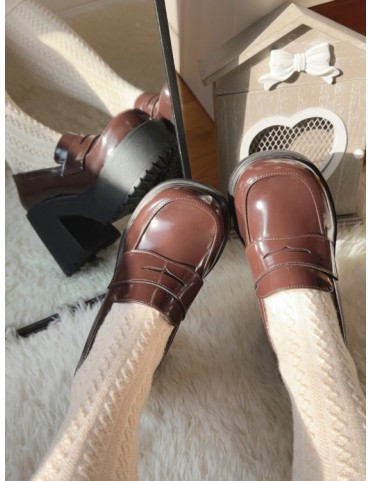 Escarpins marron en cuir synthétique à plateforme et talon bloc