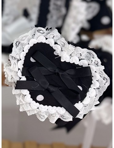 Barrette/Broche Coeur en Dentelle Noire à Pois