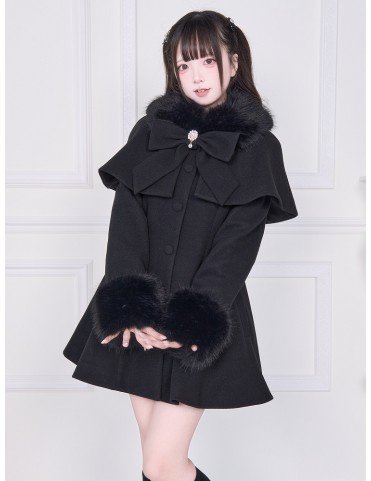 Manteau ajusté noir Jirai Kei avec cape amovible et détails douillets