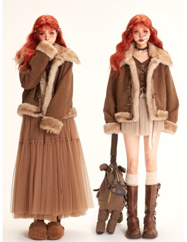 Manteau court en daim kaki Millard Fashion avec bordure en fausse four