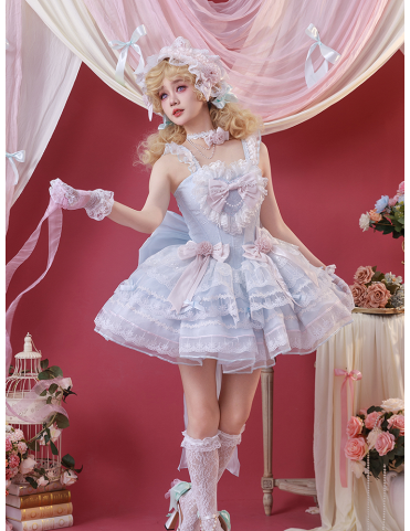 Robe Lolita à volants superposés et nœuds