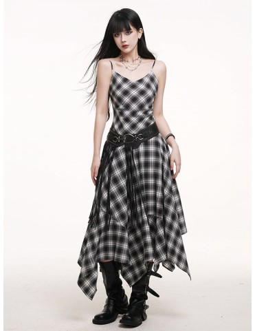 Robe mi-longue gothique à carreaux noir et blanc