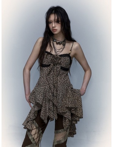 Robe nuisette léopard Y2K avec dentelle et ourlet asymétrique