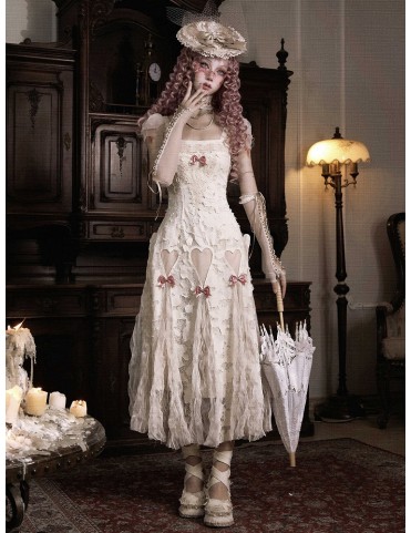 Robe nuisette rose gothique à nœuds et découpes cœur