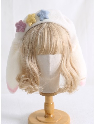 Béret en peluche avec oreilles de lapin et décorations étoiles