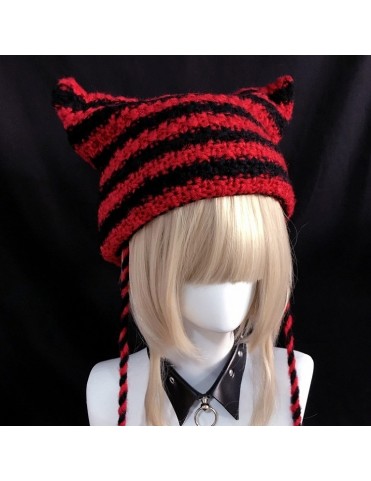Bonnet rayé Y2K avec oreilles de chat et pompons