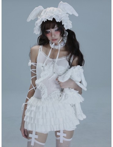 Haut caraco blanc inspiré du ballet, bordé de dentelle, étoile scintil