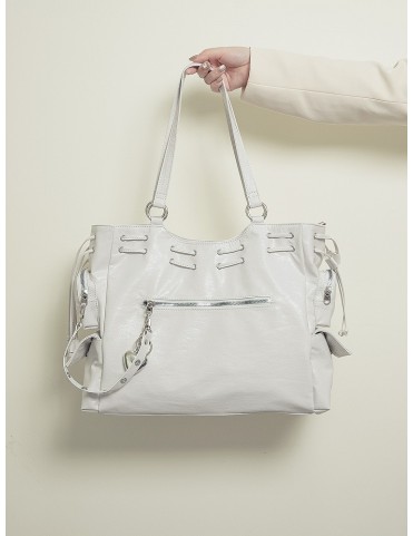 Sac cabas souple à grande capacité avec détails clous