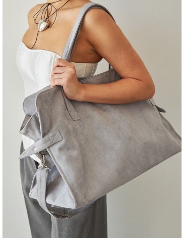 Sac cabas minimaliste gris à une épaule avec fermeture éclair